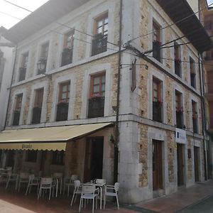 Hotel Piloñés